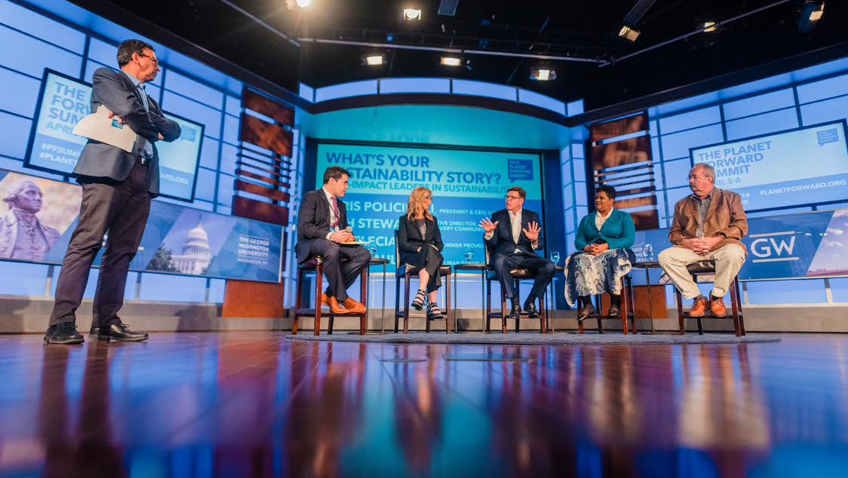 Frank Sesno handed over his moderator seat to The Washington Post reporter Chris Mooney, left, and we heard from Beth Stewart, Creative Director at Discovery, Inc.; Chris Policinski, President &amp;amp; CEO of Land O&#039;Lakes, Inc.; Dr. Felecia Nave, Director for Faculty Development &amp;amp; Engagement at Prairie View A&amp;amp;M University; and Paulman Farms owner Roric Paulman.