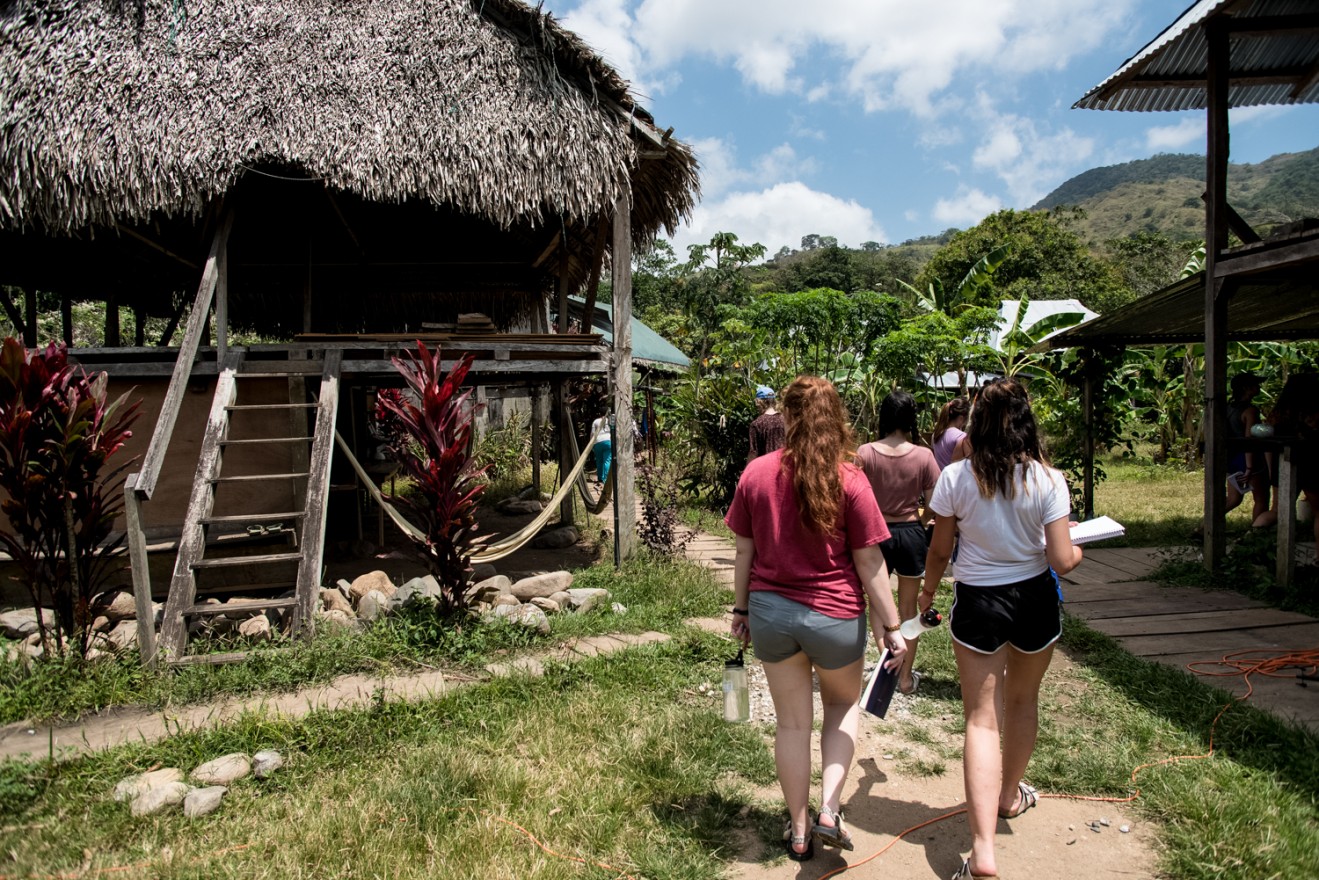 Medill students walk through the town square of Kalu Yala.