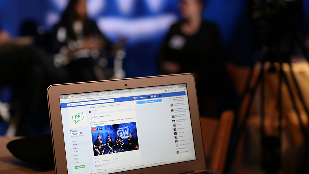 Students and Facebook users stay engaged in the discussion via our livestream!