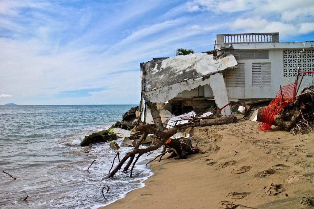 Rising sea levels affect all coastal communities in Puerto Rico, including the popular surfing destination of Rincón. “If you’re located on the beach, it doesn’t care if you’re rich or poor,” said Ruperto Chaparro. (Janice Cantieri/MEDILL)